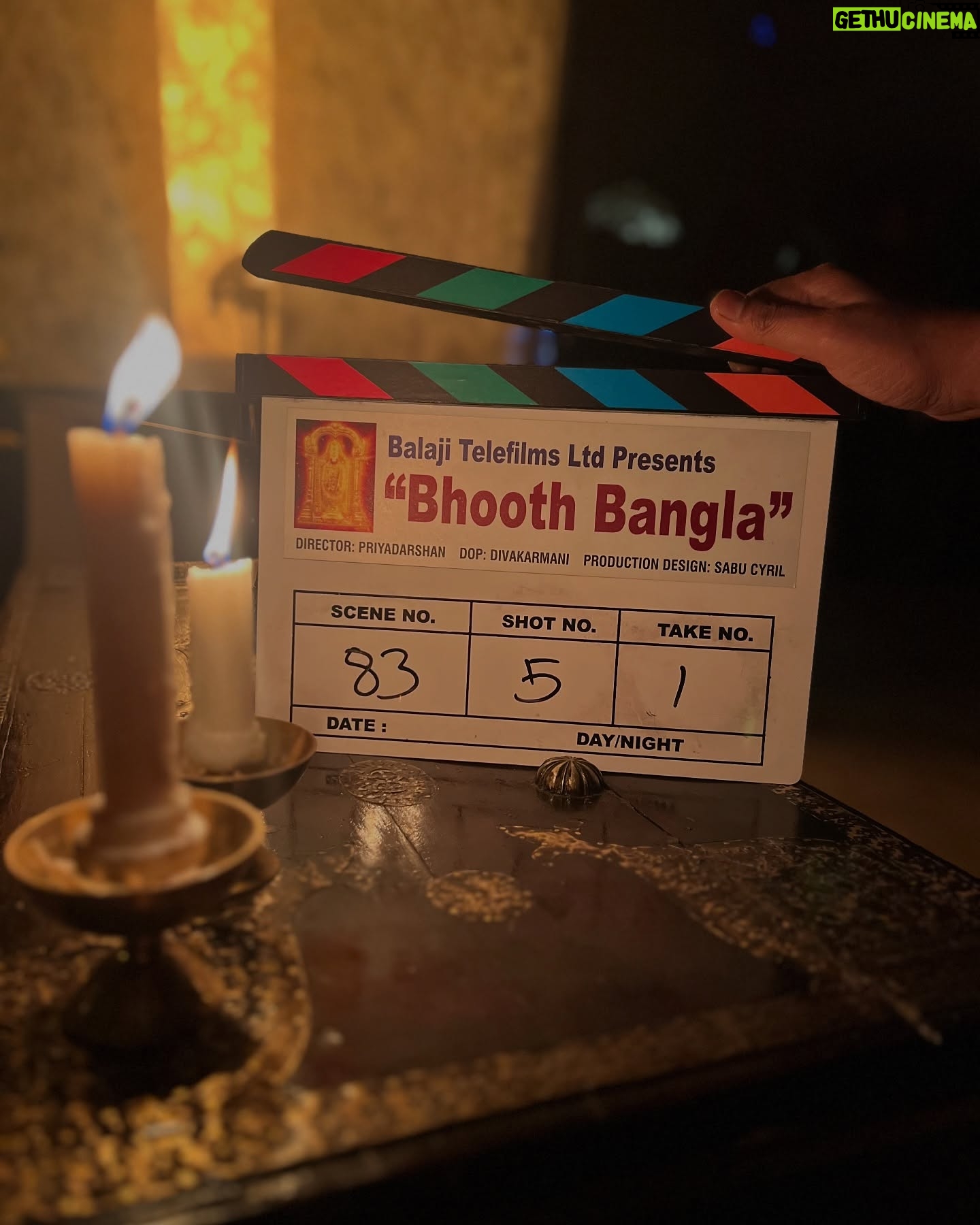 Tabu - 95.7K Likes - Hum yahan bandh hain.
@priyadarshan.official @balajimotionpictures @akshaykumar @ektarkapoor @ipritamofficial @wamiqagabbi @senguptajisshu