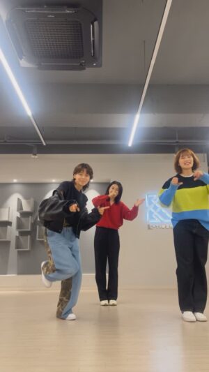 Taemi Instagram - 골 때리는 우리들🍊🧡🥕🔥⚽️

@sbs_goal