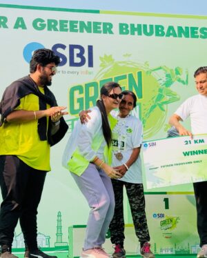 Tamanna Vyas Instagram - Attending SBI’s Green Marathon Event in collaboration with Radio Mirchi & 91.9 Sidharth FM ✨🤘🏃‍♀️🏃‍♂️

#sidharthfm #radiomirchi #tamanna #tamannavyas #sidharthagrawal #marathon #greenmarathon