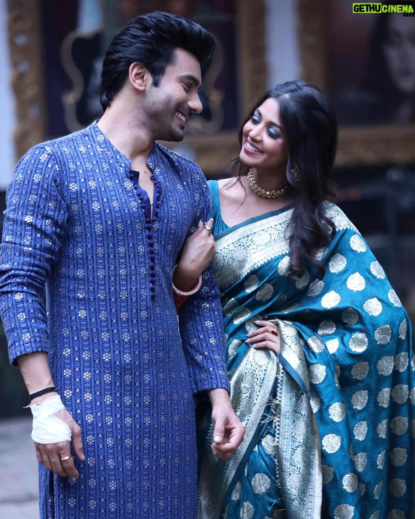 Tanvi Dogra - 111.2K Likes - 1000 episodes of PARINEETII. 💫 

This is not just a number, it’s a journey we’ve walked together with you. From small towns to big cities, you’ve welcomed us into your homes and hearts, and we couldn’t be more grateful. 

Every emotion, every tear, and every smile on this show is connected to the love and support you’ve given us. Parineetii is not just a show, it’s a part of your lives, your stories, and your relationships. 

This milestone belongs to you. Thank you for standing by us, for watching, for feeling, and for making us a part of your family. Without you, this dream would never have come true. 

Here’s to the beautiful bond we share and many more moments to come. Dil se shukriya! ❤️🙏

Forever grateful to @ektarkapoor @tanusridgupta @beinganilnagpal @kavi_nagpal @shivangisinghchauhaan @tripathi.mrinal @varunthebabbar @balajitelefilmslimited for this opportunity. 

Thankyou @kushalz @ritesh.n.yadav @tanyaa03 @shyam.s.gupta_1992 for being our pillars of support.

Team parineetii @vaishnavimacdonald_official @alkamogha @soniashri19 @anchalsahuofficial @tanvi.dogra @sparshkotwal @mansii.jain1 @aakash_talwar @siabhatia_official @officialrishigrover @ashishdixitofficial 
@jeetuvaziraniofficial @manjaster @sahibvohra007 @seema.anand27 @theshilpaagnihotri 

 #Parineetii #AapkaApnaShow
 #Parineetii1000 #ForeverGrateful