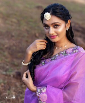 Tanvi Rao Instagram - 🌸🌸

Shot for, saree by @sankalpa_angadi 
Photography- @photograph_by_nv 
MUAH- @elegant_glaze 
Styling- @sahanastylediary 
Floral art- @floral_art_by_nidhi