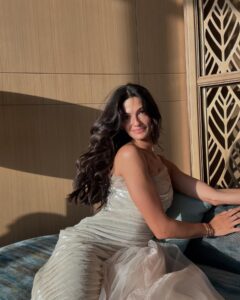 Actress Tara Emad HD Photos and Wallpapers February 2025