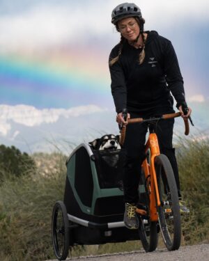 Taylor Rees Instagram - Hypothesis: The less carbon fuel we need to combust in the process, the more we get to connect with that sweet source of shared love. Thank you @thule @doglifebythule for spurring a new chapter in our lives of allowing @baloointhewild to feel safe and psyched to make human-powered runs to town for walks, swims, pizza, and  friendship. @renan_ozturk @expedition.studios [photos by @kael.vb, styling the one and only joynapetta]