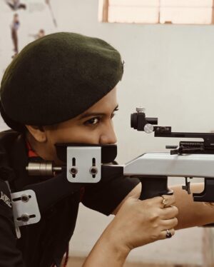 Tejashree Pradhan Instagram - One birth Many lives. Live as much as you can 😇

Thank you @ndtvmarathi for this opportunity and Special thanks to Bhosla Military Academy for your kind time.

We are and will always be proud Indians
#JaiHind #JaiBharat 🇮🇳