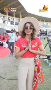 Actress Tejaswi Madivada HD Photos and Wallpapers March 2025