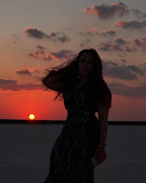 Tejaswini Lonari Instagram - Drifting through the void, where the horizon is a mirage and time dissolves into echoes. A dream? A memory? Or just the abyss calling me home…
#vibes #rannofkutch