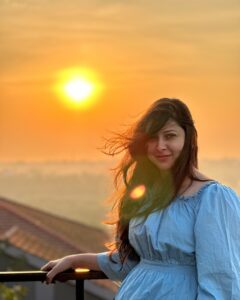Actress Tejaswini Pandit HD Photos and Wallpapers January 2025