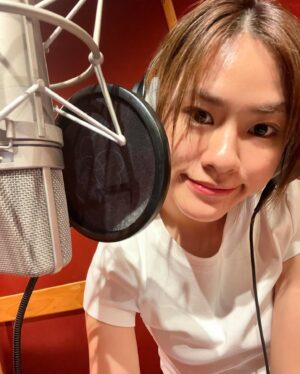 Thasorn Klinnium Instagram - เมื่อ “ความรัก” เกิดขึ้นกับคนที่ “ไม่ควรรัก”

“Us รักของเรา” 👩🏻‍❤️‍👩🏻
ทุกวันเสาร์ เวลา 20:30 น. ทางช่อง GMM25 
และรับชมพร้อมกันทาง YouTube : GMMTV OFFICIAL

เริ่ม 18 มกราคมนี้

#USTheSeries #GMMTV