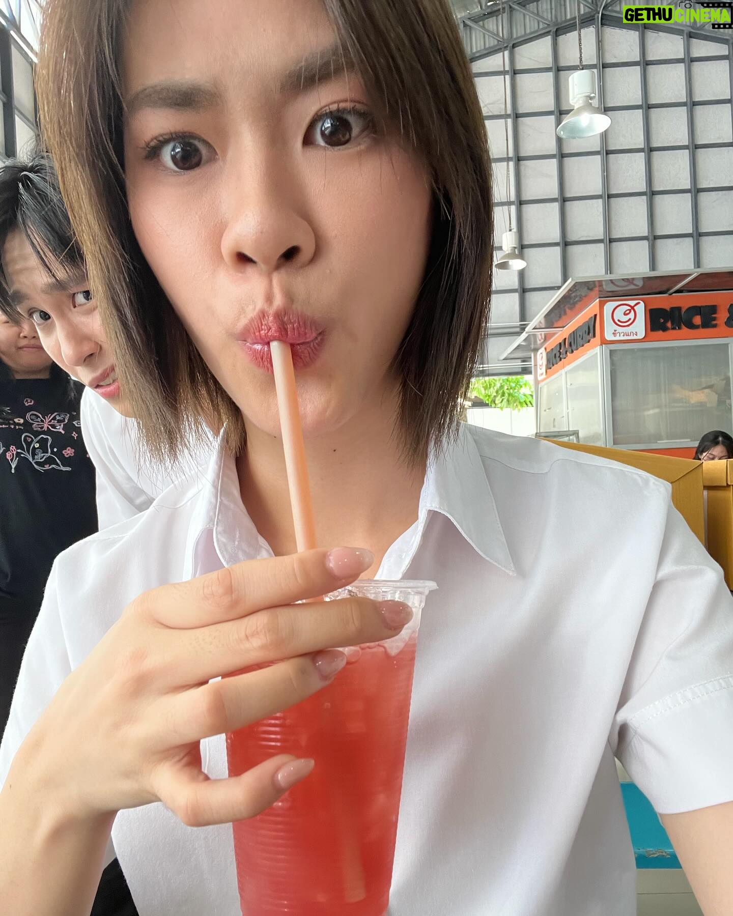 Thasorn Klinnium - 105.7K Likes - All selfie of 2025🕶️
