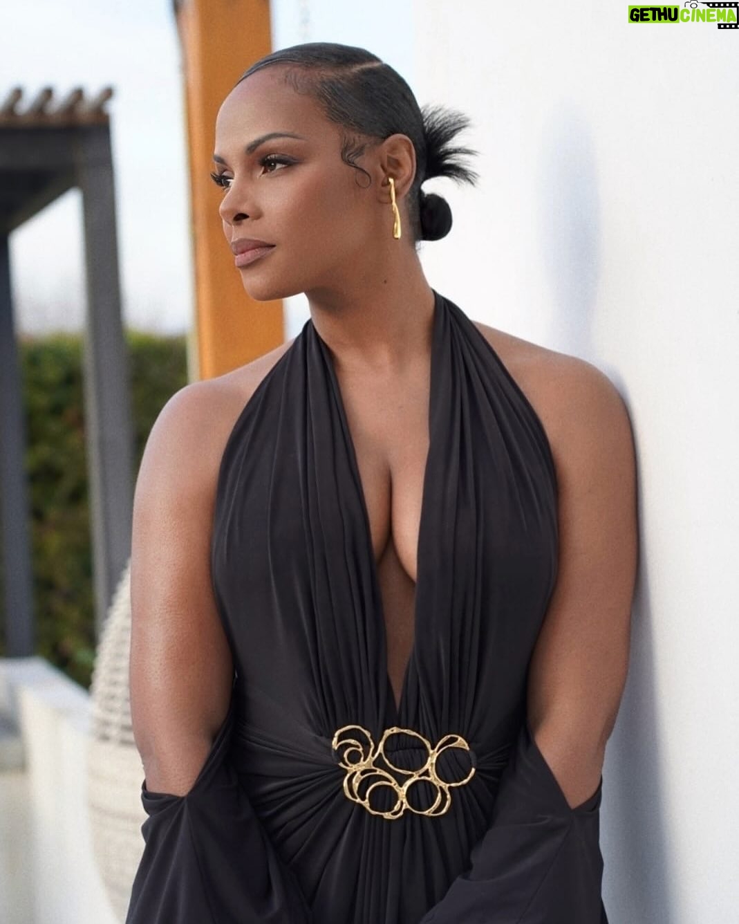 Tika Sumpter - 31.2K Likes - Thank you @americanblackfilmfestival for such an inspiring night. Stylist: @waymanandmicah Hair & 📷 @sosheargenius. MU:@brandyallen #abffhonors