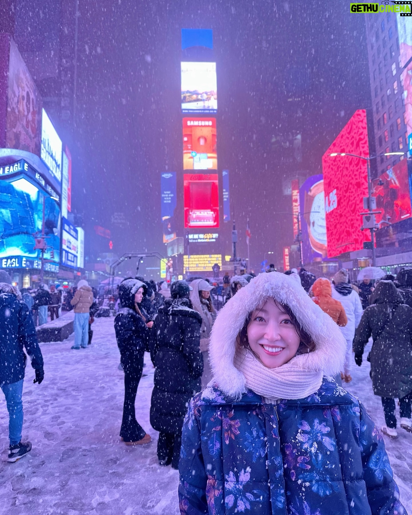Tomoka Kurokawa - 6.6K Likes - ā”
ä»ę©ćÆćć„ć¼ćØć¼ćÆćéŖć§ćāļøēćććććććććć¦ćć ććš
仄äøē¾å “ććšš
š
#é»å·ęŗč±ć®NYēéäø
#ęŗč±inNY
#nyc
#newyork
#newyorklife
#ćć„ć¼ćØć¼ćÆ
#ćć„ć¼ćØć¼ćÆēę“»
#nycsnow
#timessquare
#éŖć ćć¾