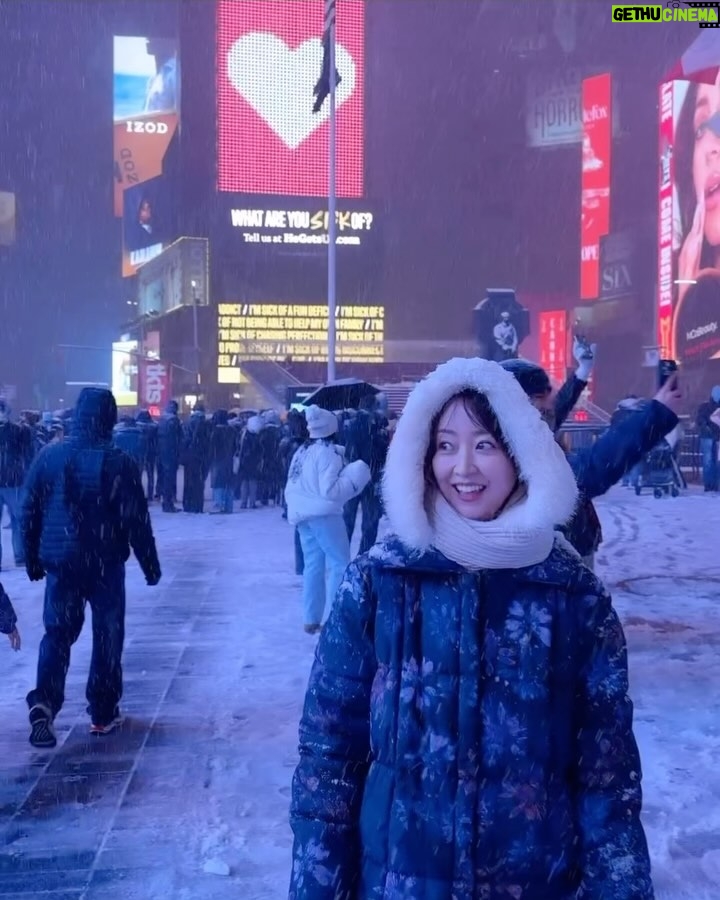 Tomoka Kurokawa - 6.6K Likes - ā”
ä»ę©ćÆćć„ć¼ćØć¼ćÆćéŖć§ćāļøēćććććććććć¦ćć ććš
仄äøē¾å “ććšš
š
#é»å·ęŗč±ć®NYēéäø
#ęŗč±inNY
#nyc
#newyork
#newyorklife
#ćć„ć¼ćØć¼ćÆ
#ćć„ć¼ćØć¼ćÆēę“»
#nycsnow
#timessquare
#éŖć ćć¾