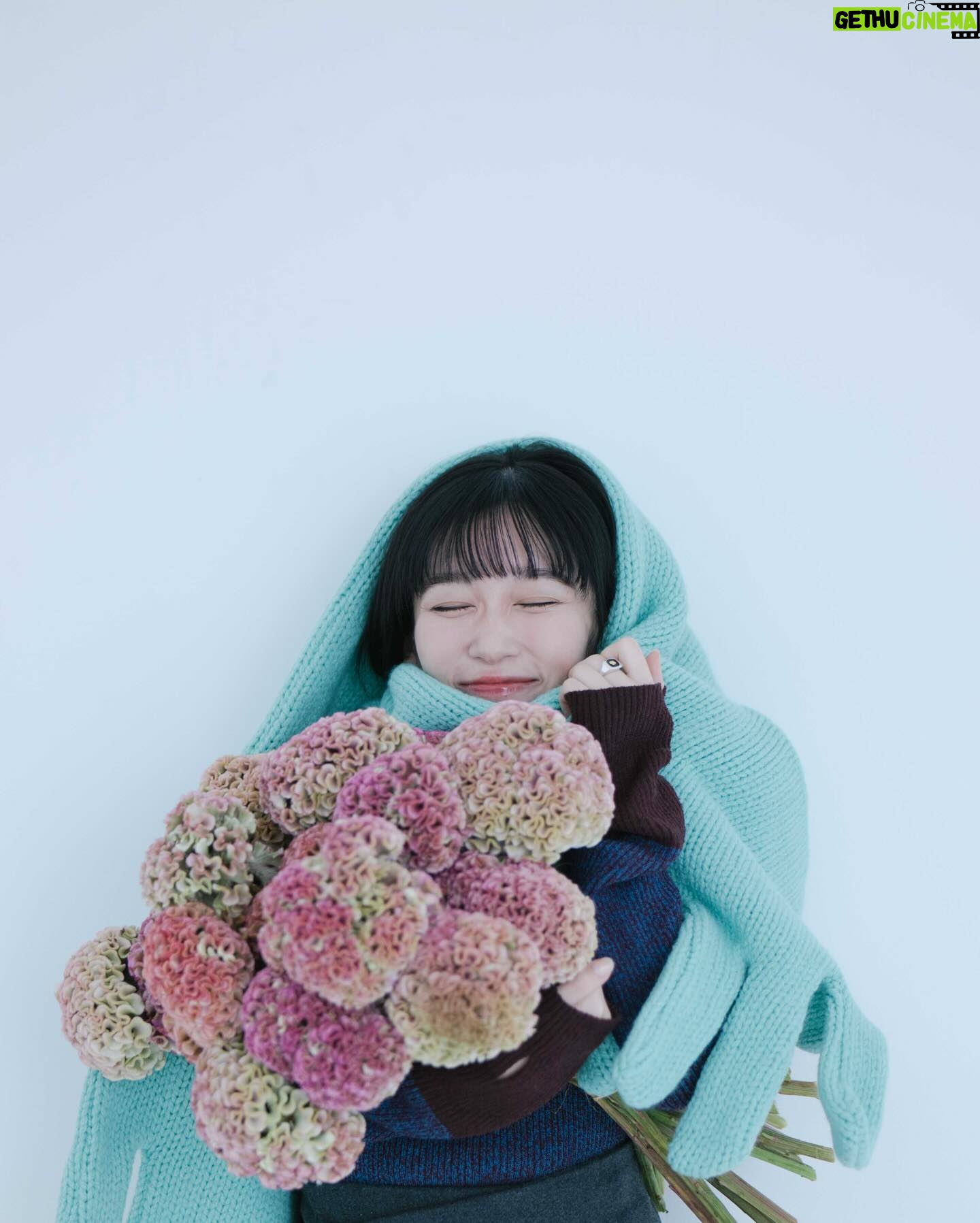 Tomoyo Kurosawa - 3.2K Likes - ⛄️
toitoitoi
1月の限定ビジュアル⛄️
今年は毎月、新しいヴィジュアルが公開されます。
是非お楽しみに!
#1月
・・・・・・・・・・・・・・・・・・・・
トップス @arc_press @_vacancy_official
スカート @birthdayroom_official
アクセサリー @nanaguofficial
シューズ @ash
