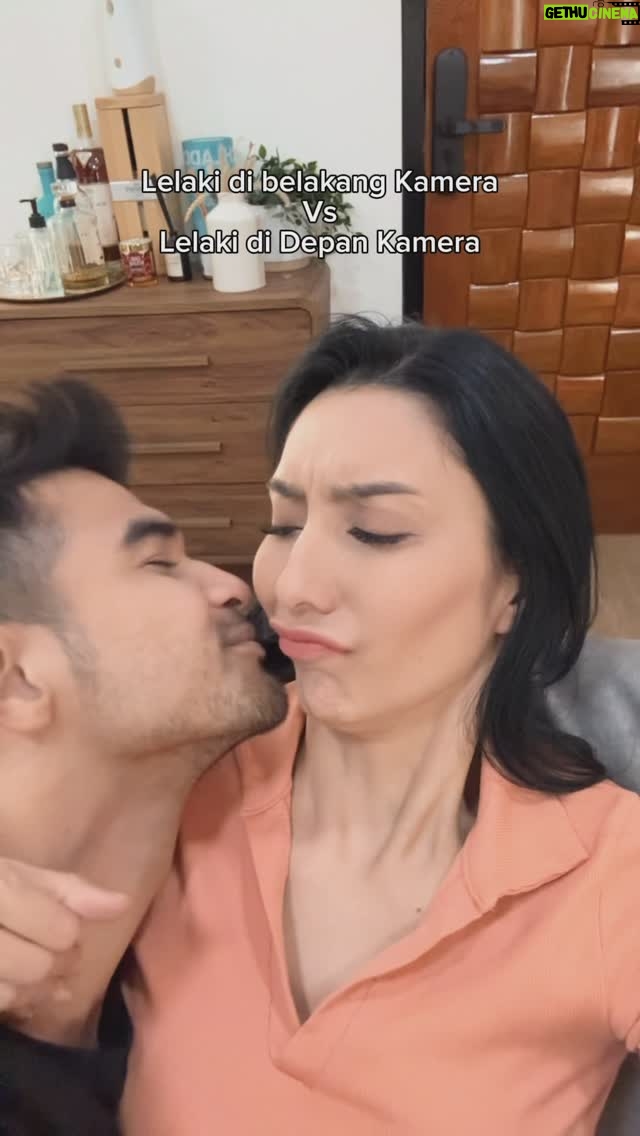 Tyas Mirasih - 14.1K Likes - Lakik! mau yg keren maco aja yg masuk sosmed, pencitraan😂