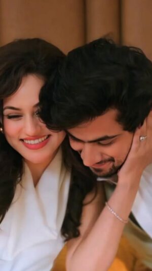 Urvashi Pardeshi Instagram - #pranvi love core 😍💖
@urvashi.pardeshi @keshav.mehta.14
..
..
..
..
#dilkotumsepyarhuapehlibaarhua❤️❤️❤️❤️❤️💗💗🎈😇 #dilkotumsepyarhua #dilkotumsepyaarhua #dktph #deeprag #dilkotumsepyarhuapehlibaarhua #starplus💖 #starplusbr #starplus #tvserials