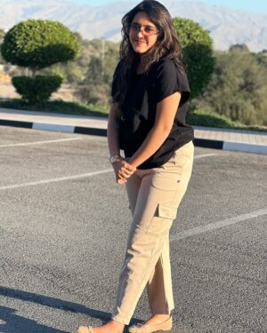 VJ Kalyani Instagram - Happiness is the sunbeam for the day!
...
📸: @rajaelangovan_offi 💛
