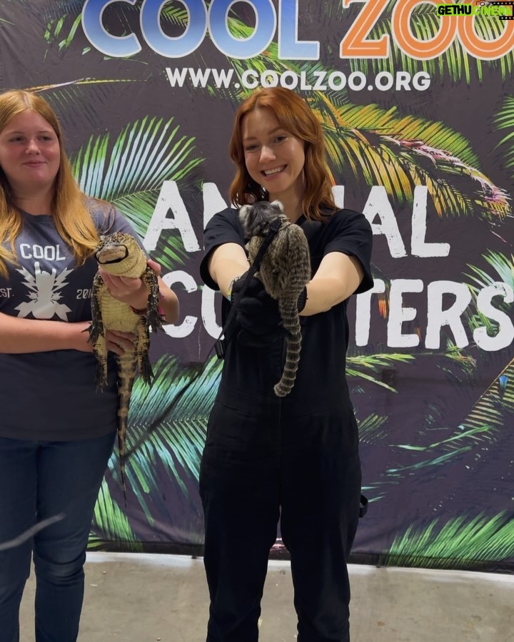 Valorie Curry - 29.1K Likes - Thank you to everyone who came out and made @spookalafl such a blast! I just loved meeting you all and seeing your creativity and enthusiasm on display. And I got my gator, in the end. Stay spooky!