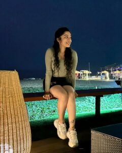 Actress Varsha Bollamma HD Photos and Wallpapers February 2025