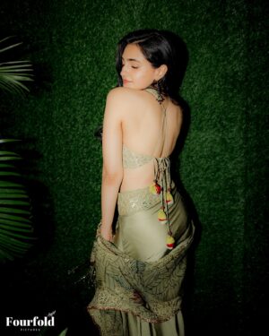 Vedika Pinto Instagram - styled by @dhruvadityadave in @archanajaju.in 🍃 
thank you @gauravs365 for the photossss