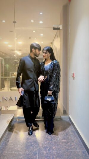 Veena Malik Instagram - 🫣💘🙈