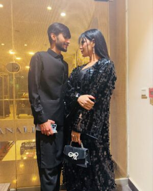 Veena Malik Instagram - BIRTHDAY BASH!💘