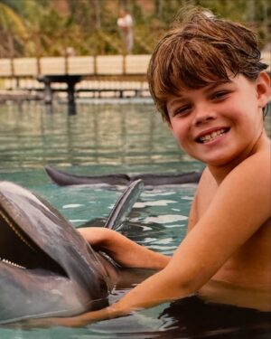 Vera Fischer Instagram - BORA-BORA 🇵🇫TAHITI
🌊🐬 — 2005 —💦🐠☀️
#tbtdaverafischer