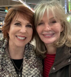 Vicki Lawrence Instagram - Make new friends but keep the old🎶🎵Hangin with my new bestie…Deidre Hall. Why????
Chiller fan expo in Parsippany, NJ. This evening thru Sunday afternoon. #Comeondown