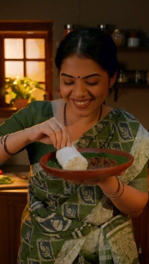 Vidhya Vijayakumar Instagram - നാട്ടിലെങ്ങും പുട്ടാണ്!
കൊതിയൂറുന്ന നെല്ലറയുടെ സോഫ്റ്റ്‌ പുട്ട്!

.
.
.
.
.
.
.
.
#puttupodi #puttulovers #nellara #nellaragroup #Nellarafoodproducts #nellarafoods #keralasfav