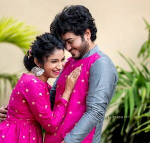Vishnu Priya Instagram - #8 years 🧿 infinite memories 🫶🏻 one us 🫂🤍 
.
Ps: don’t miss the final picture 😂🙈 
.
#weddingday #anniversary #couplesgoals #blessed #thankyougod #thankyouuniverse #loveyouall