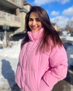 Vyoma Nandi Instagram - Winter baby doing winter things 🩵 ❄️⛄️🌨️ ! 

#favseason #favcountry 🇨🇦🥰