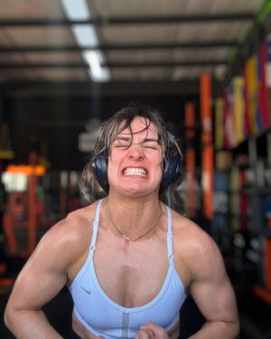 Yazmin Jauregui Instagram - Sesión del lunes ☄️😬