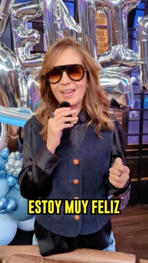 Yolanda Andrade Instagram - @yolandaamor vuelve a los foros y en exclusiva habla sobre su regreso, así reaccionó @montserrat33 👏🏻👏🏻👏🏻 ¡Bienvenida! @montseyjoetv #News #Original
