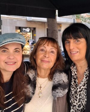 Yolanda Ventura Instagram - GRACIAS BARCELONA POR TU MAGIA #familia #amigos