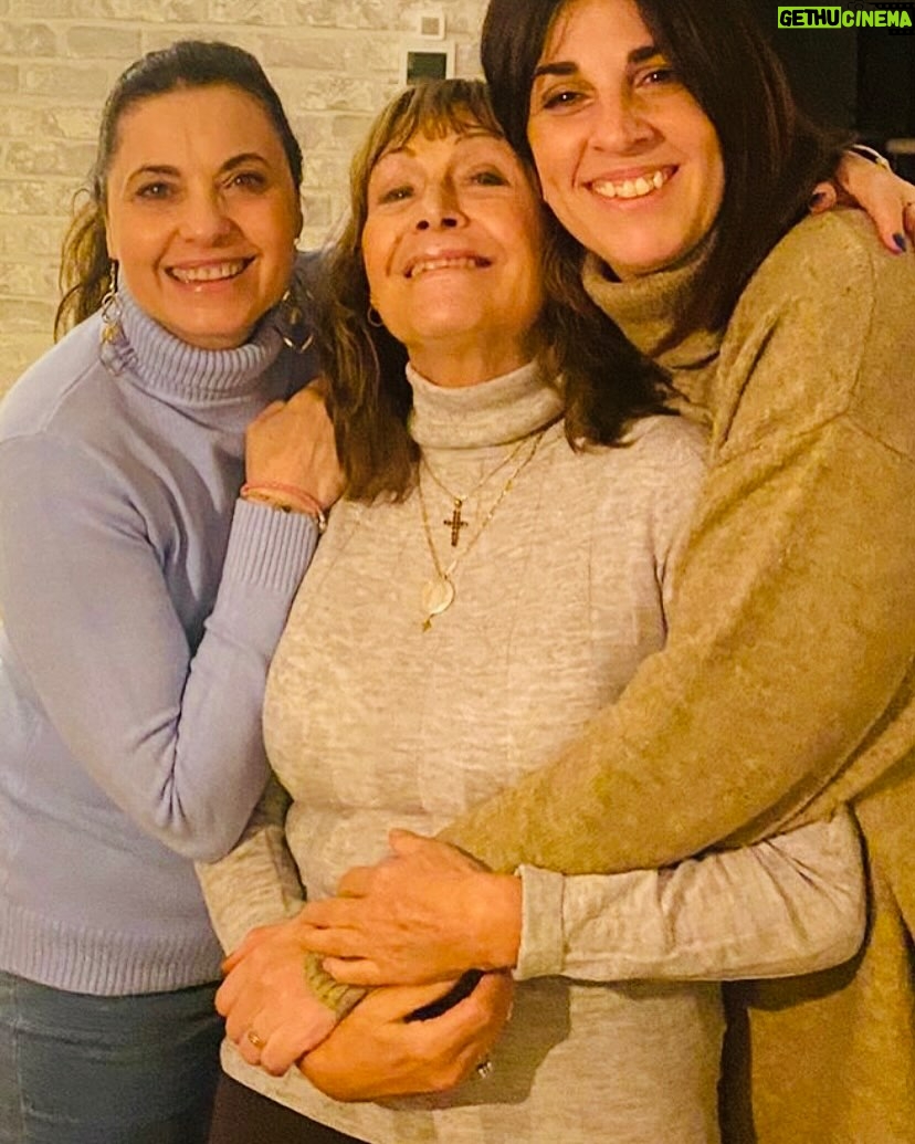 Yolanda Ventura - 4.1K Likes - GRACIAS BARCELONA POR TU MAGIA #familia #amigos