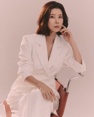 Yu Seon Instagram - New 프로필 
각각 다른 컨셉으로 다른 느낌을
담아 보고 싶었던 촬영!! 
3가지 컨셉!! 내가 고른 베스트 컷!ㅎㅎ
어떤 느낌이 제일 좋으신가요?^^ 

 ❣️스타일그래퍼와함께 
@stylegrapher_official 
@stylegrapher.ysg