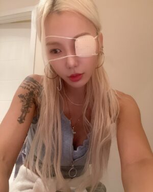 ZSun Instagram - 𝑊𝑖𝑠ℎ 𝑏𝑙𝑒𝑠𝑠 𝑖𝑛.. 🫀 
#2025ready 

‘지난 2024 얼굴들🧏🏼‍♀️