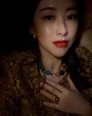 Zhu Zhu Instagram - 蛇年大吉🥂