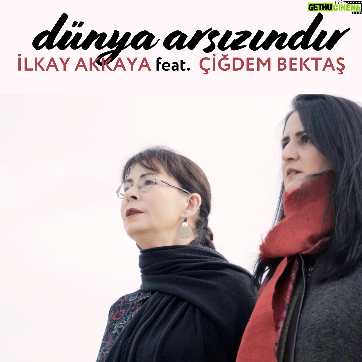 İlkay Akkaya - 3K Likes - “Dünya Arsızındır”
8 Kasım 2024 ‘de bütün dijital platformlarda yayında!
İlkay Akkaya & Çiğdem Bektaş - Dünya Arsızındır
Davut Sulari
Şiir: “YUTKUNMA” - Şükrü Erbaş
Seslendiren: Ayşe Kalmaz
Düzenleme: Ayhan Orhuntaş
Arbane: Sami Hosseini
Keman: Burak Şenışık
Bass Gitar: Levent Canen
Mix & Mastering: İhsan Apça
Yönetmen: Ayşe kalmaz
Hasan Deniz ve Öznur Sulari Teşekkürlerimizle.