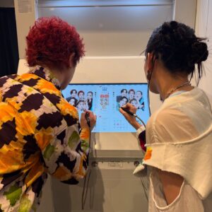 peppe Instagram - ライブ納め〜！CDJ！

今年は過去一ライブ年だったね。
出会えたみなさん、ありがとう。

今日も現場は賑やかでした。
w/これからも同じ釜の飯を食べる仲間

残すは紅白！頑張ります！