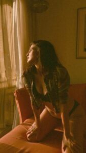 Actress Aahana Kumra HD Photos and Wallpapers March 2025