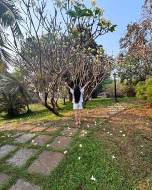 Aakriti Sharma Instagram - “It is  not the years in your life but the life in your years counts” 

#wednesday #thoughts #aakritisharma #instagram