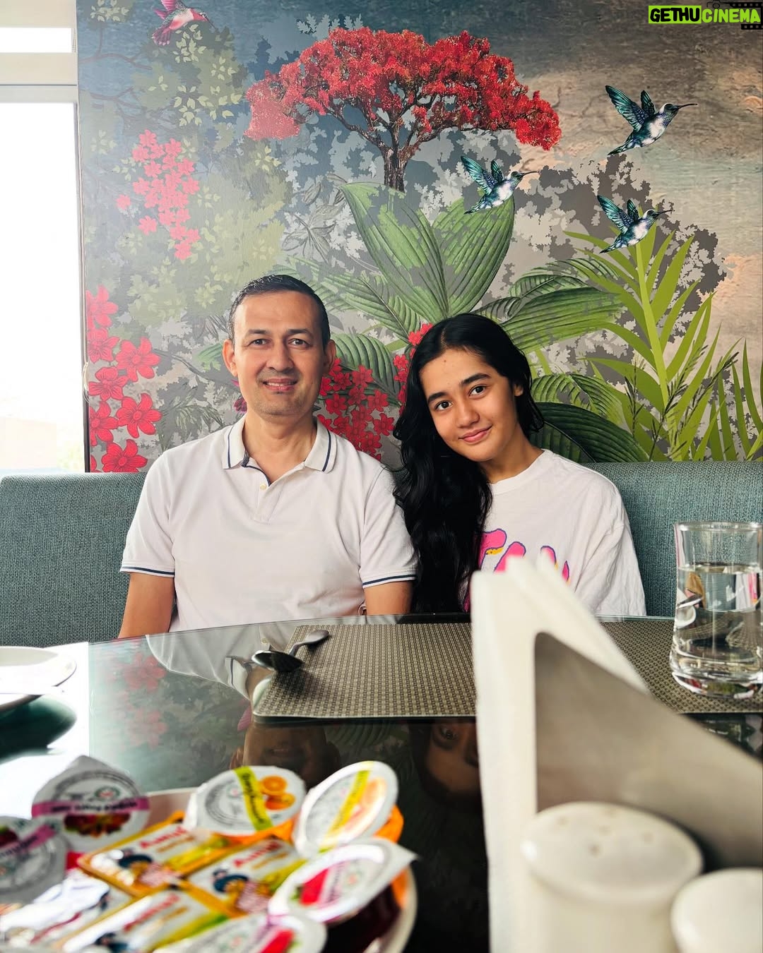 Aakriti Sharma - 37.2K Likes - “It is not the years in your life but the life in your years counts”
#wednesday #thoughts #aakritisharma #instagram
