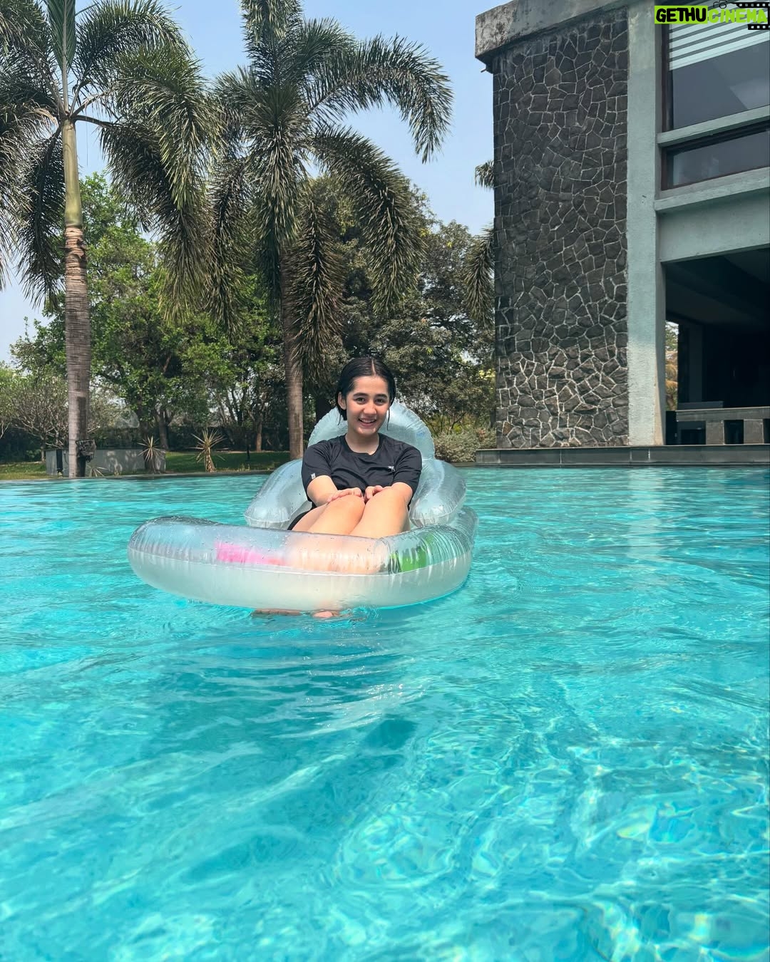 Aakriti Sharma - 37.2K Likes - “It is not the years in your life but the life in your years counts”
#wednesday #thoughts #aakritisharma #instagram