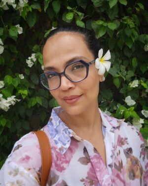 Aamina Sheikh Instagram - 🌿 چمپا اور چمبیلی 
یہ کلیاں نئی نویلی🌿