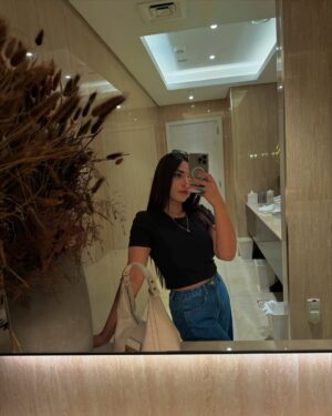 Aamna Malick Instagram - GPS said it’s my turn 🤓