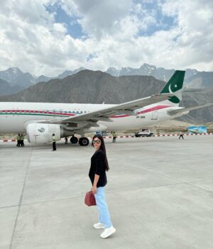 Aamna Malick Instagram - ‎سارا جہان مست، جہان کا نظام مست 🦋