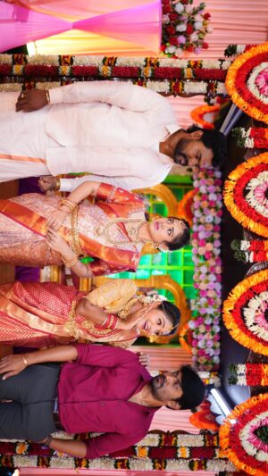 Aarthi Subash Instagram - 🚨 BLOOPER ALERT

A perfectly imperfect reel, just like the wedding of
Shiva ~ Sindhu & Arumugam ~ Bhairavi happened!! 🥴

Ps: indha ore oru take tha pa irukku!!
VC: @actresssahanaa 🙌🏻💫

#sindhubhairavi #vijaytv #spreadlove #peace