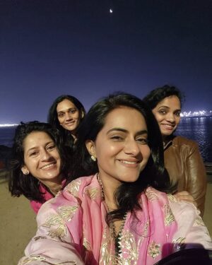 Aastha Chaudhary Instagram - Kuch aisa raha hamara kumbh .
Some journeys change you forever. Kumbh was one of them. 12 days, multiple dips at sangam and moments that felt like eternity. In the chaos of Kumbh, I found a rare kind of peace.
From the first holy dip to the last golden sunrise—Kumbh was a journey of faith, energy, and something beyond words.....😇
Har Har Mahadev 🙏
#gratitude #blessed #mahakumbh