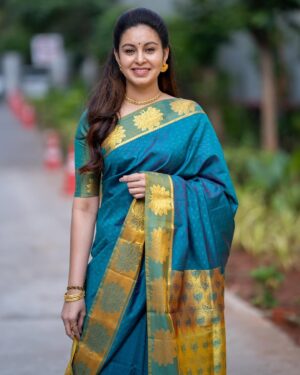 Abhinaya Instagram - #mookuthiamman2 📸 @portraitsbylokesh