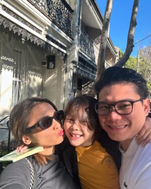 Acha Septriasa Instagram - Hi Bridgia! 

Mommie seperti biasa harus kerja lagi di jakarta, rasanya pengen kapan2 mama kerja nya Mau di Sydney aja! Biar gak jauh2 dr Brie.. 

As you know i am not Okay leaving you for a little while , if i could choose , i would Always Choose to be Beside you ALL the time ! But i’ve prepared everything for you , and what you need , your food on the fridge , your big Toys as a present, your tidy drawers and Linen , fresh laundry for school, A schedule for Papa to feed you, your Birthday Card on your desk ! And we prayed last Nite together for you on this special Day! That you have been waiting for ❤️🤗 HAPPY BIRTHDAY my darling! I hope you becoming a Beautiful Intelligent Brave and Independent girl , i pray to Allah that you achieve everything you have aspire to be .. because you Can totally Do it! You one smart beautiful Talented person i know 🌹 love you brie